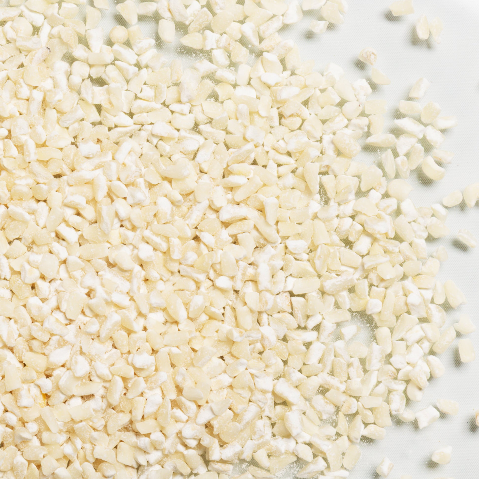 Loose product photo of White Flaking Grits